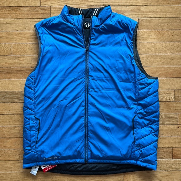 Sunice Men’s Michael Black Reversible Insulated Vest - Picture 9 of 11